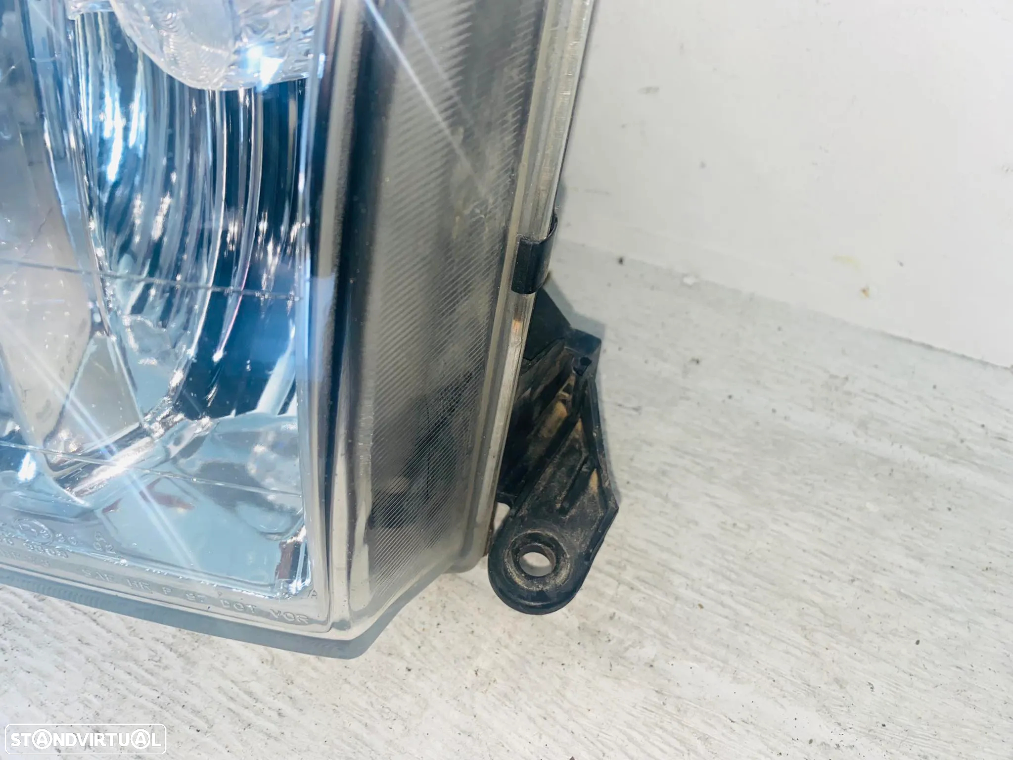 Farol Esquerdo Toyota Land Cruiser - 1998 / 2006 - 4