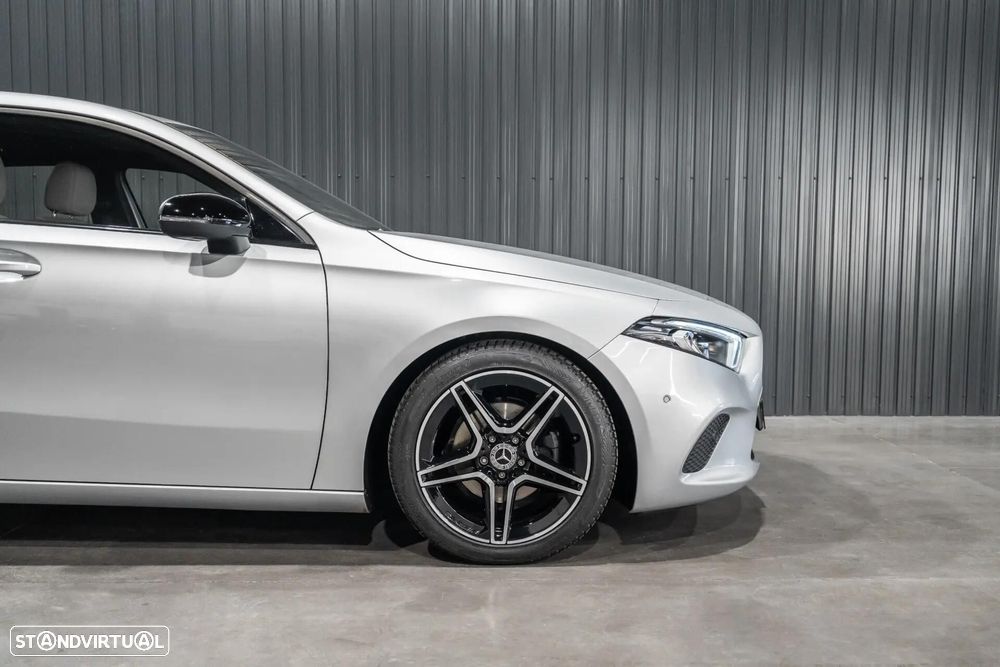 Mercedes-Benz A 180 d Style Plus Aut. - 38