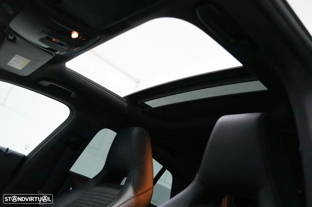 Mercedes-Benz CLA 200 d Shooting Brake AMG Line - 8
