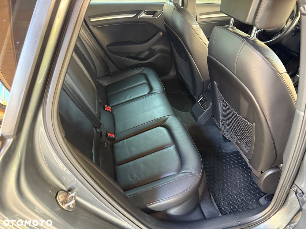 Audi A3 Sportback - 6