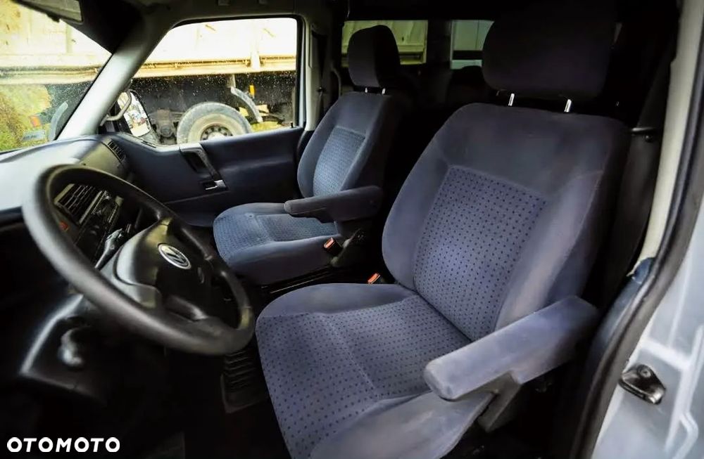 Volkswagen Transporter - 27