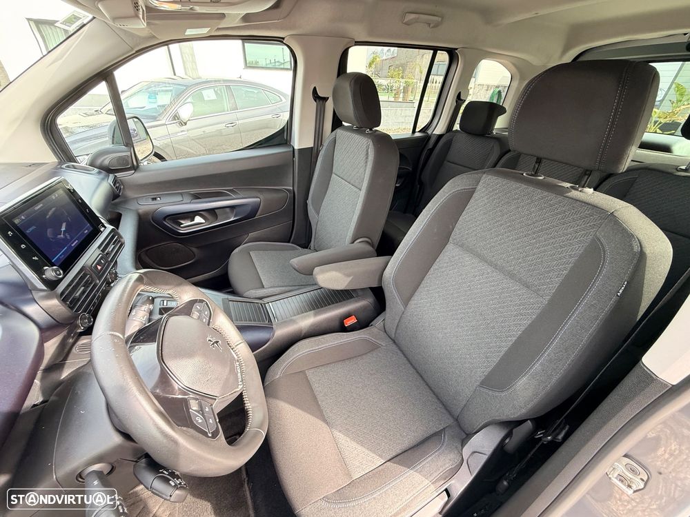 Peugeot e-Rifter 50 kWh Long Allure Pack - 22