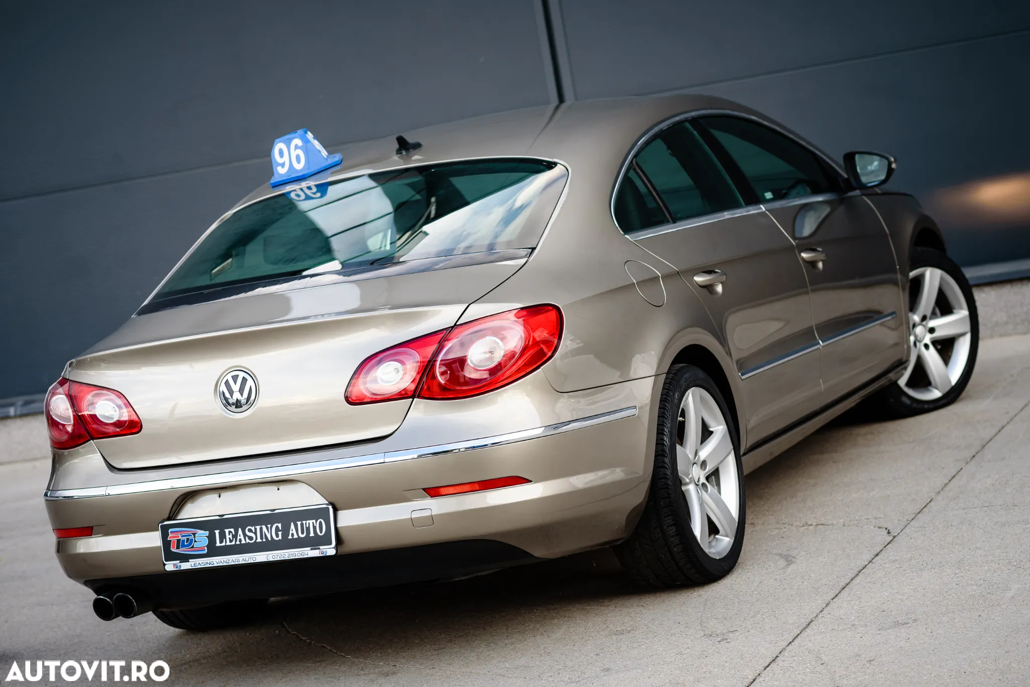 Volkswagen Passat CC 2.0 TSI DSG - 4