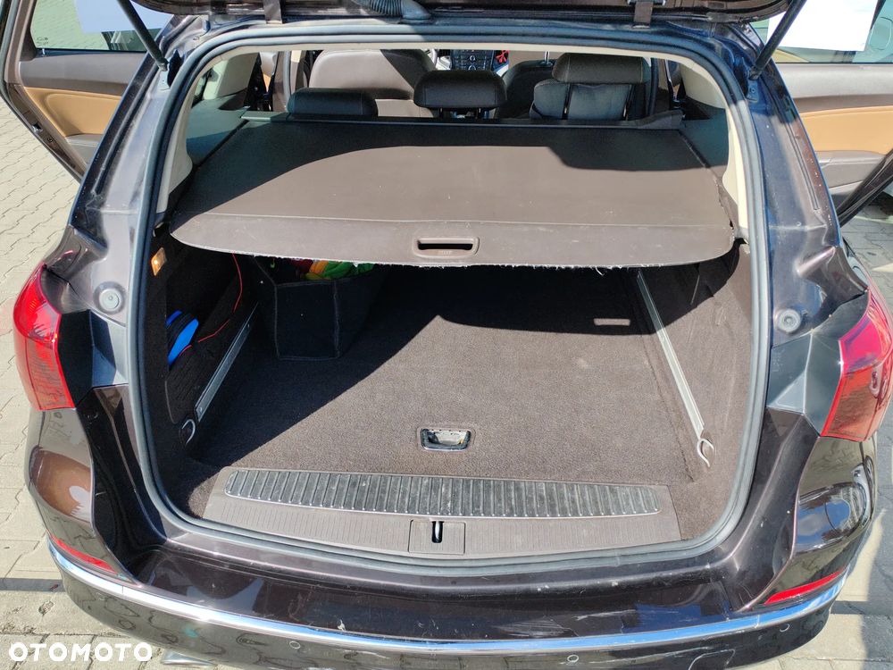 Opel Astra 1.6 T Cosmo - 18
