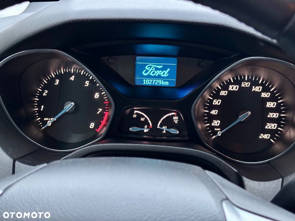 Ford Focus 1.6 Edition - 19