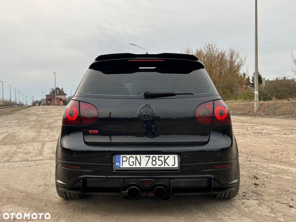 Volkswagen Golf - 4