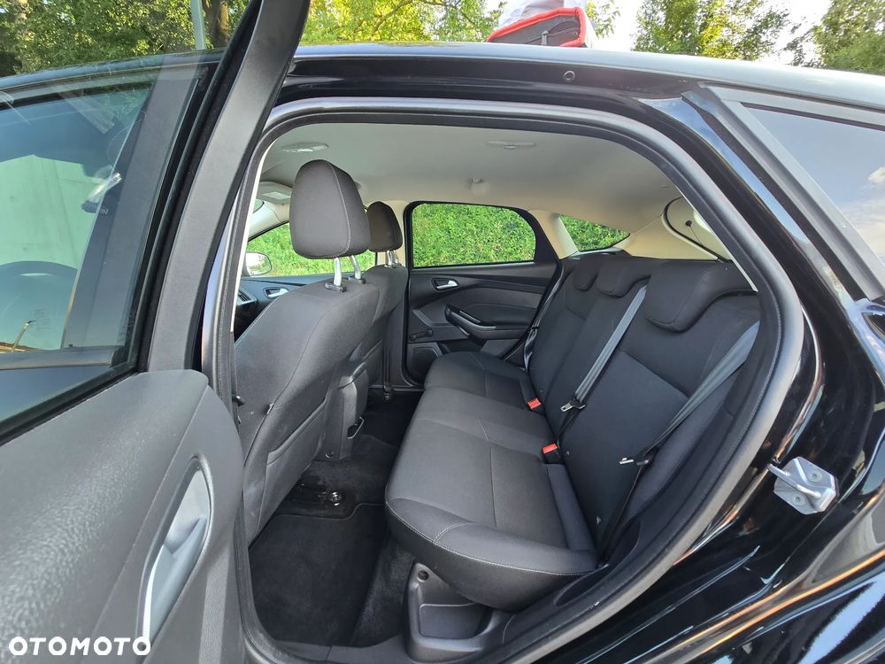 Ford Focus 1.0 EcoBoost Titanium - 10
