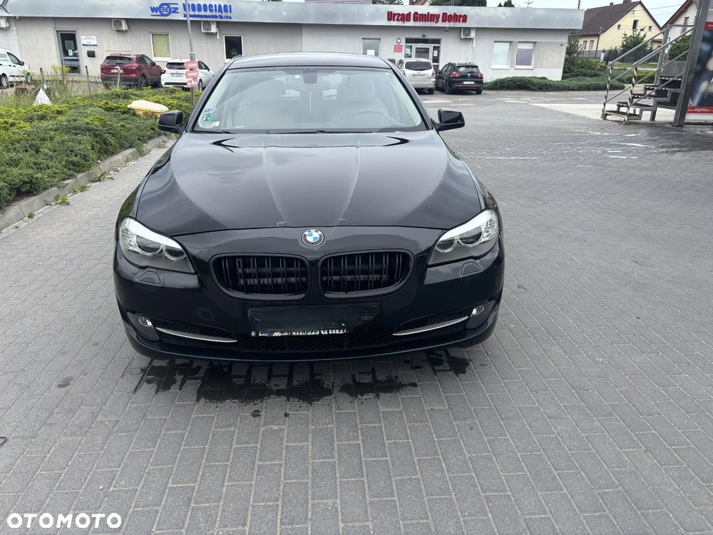 BMW Seria 5 520i - 1