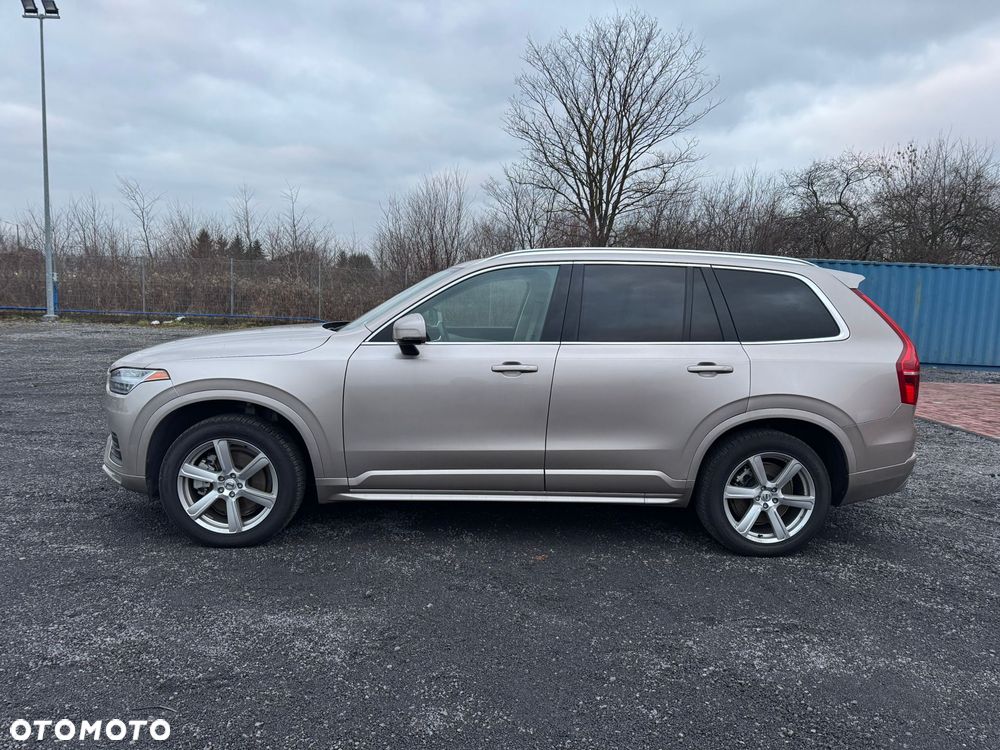 Volvo XC 90 - 5