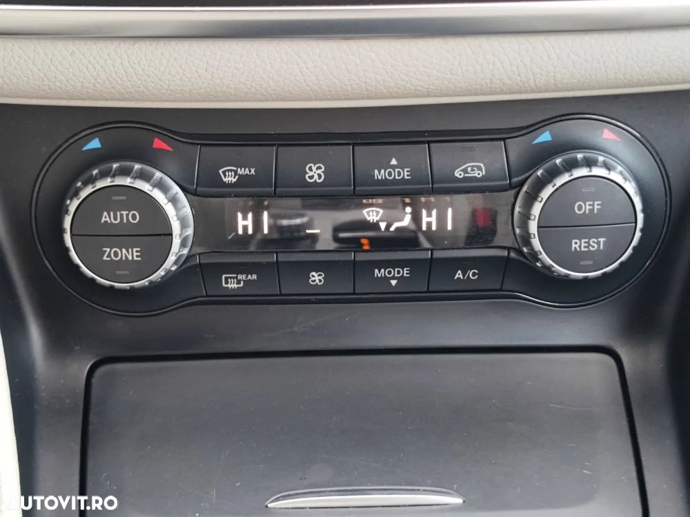 Mercedes-Benz CLA 200 CDI 7G-DCT - 22