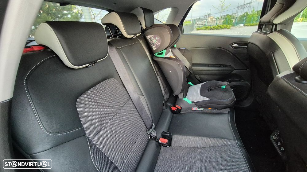 Renault Captur 1.6 E-Tech Full Hybrid Techno - 14