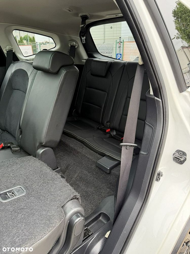 Nissan Qashqai+2 - 14