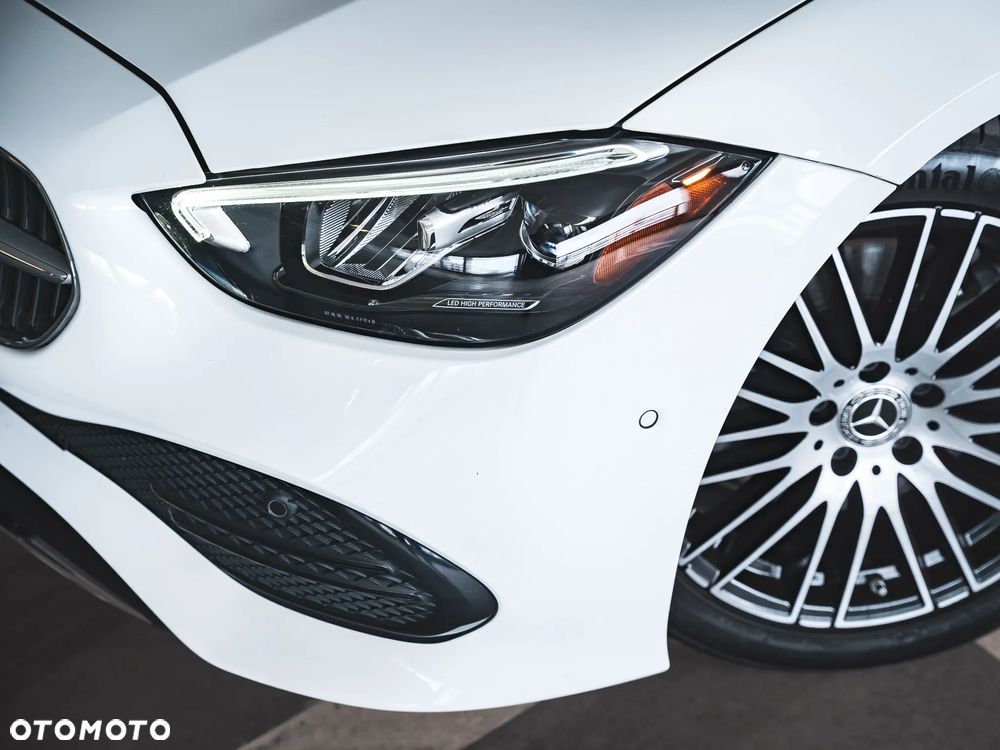 Mercedes-Benz Klasa C 300 4Matic 9G-TRONIC Avantgarde - 4