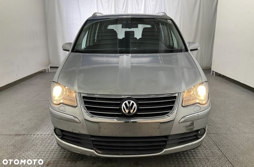 Volkswagen Touran 2.0 TDI Highline DSG - 5