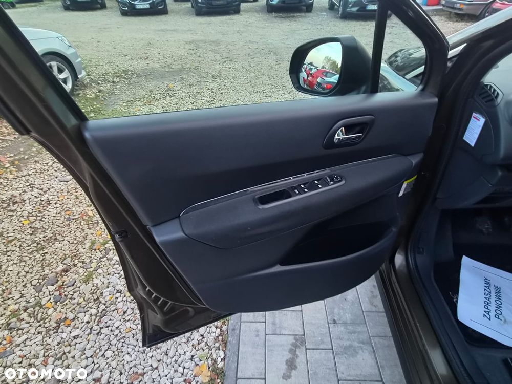 Peugeot 3008 1.6 Premium - 21