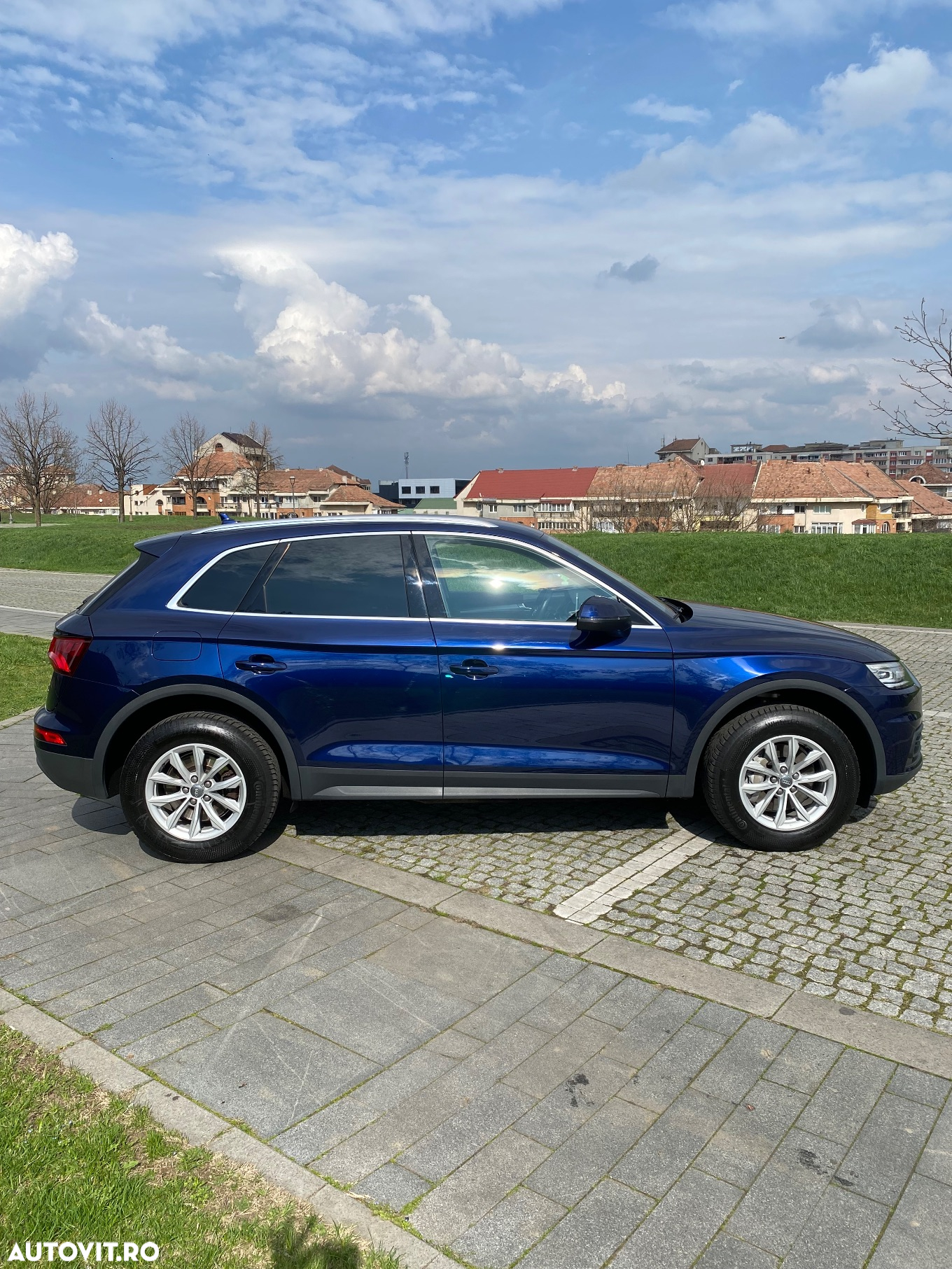 Audi Q5 2.0 40 TDI quattro S tronic Design - 23
