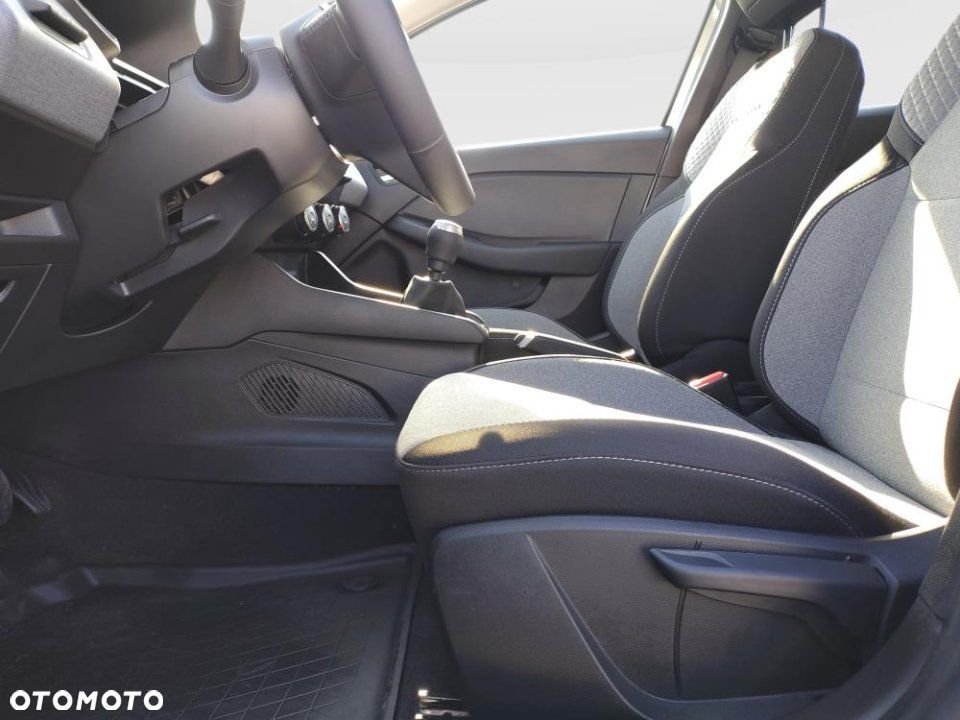 Renault Clio - 5