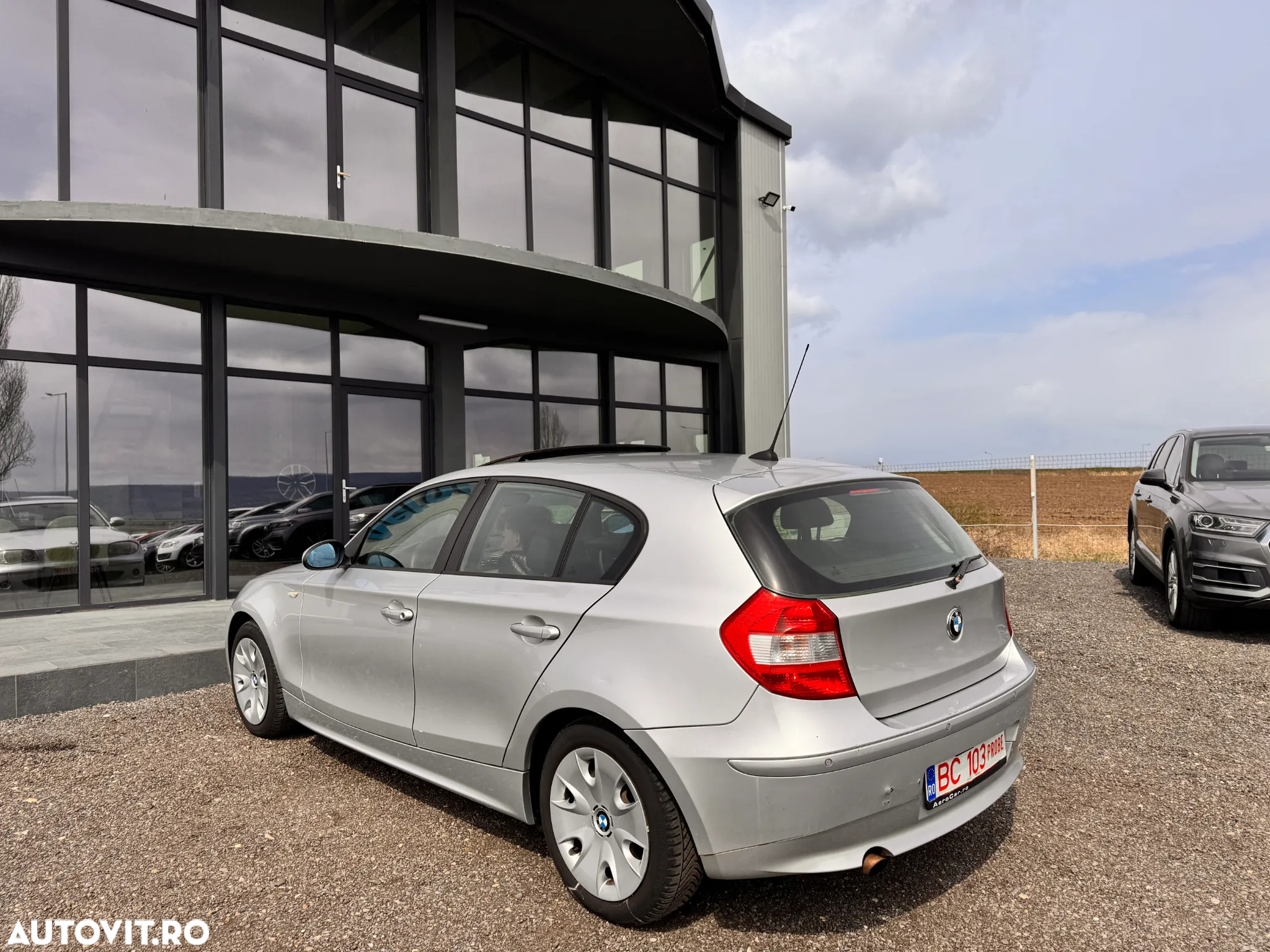 BMW Seria 1 116i - 10