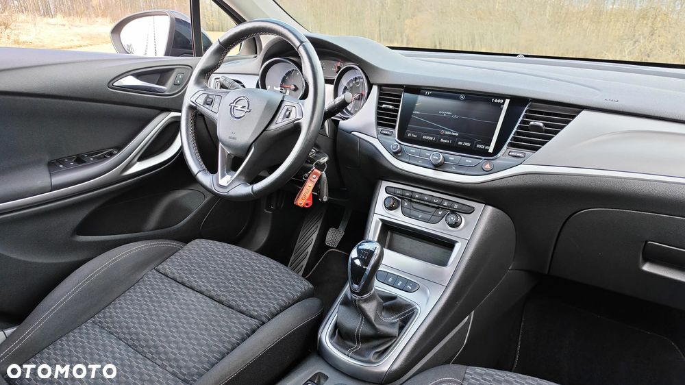 Opel Astra 1.4 Turbo Innovation - 25