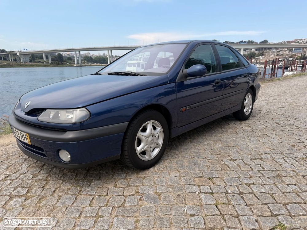 Renault Laguna 1.6 RXT - 1