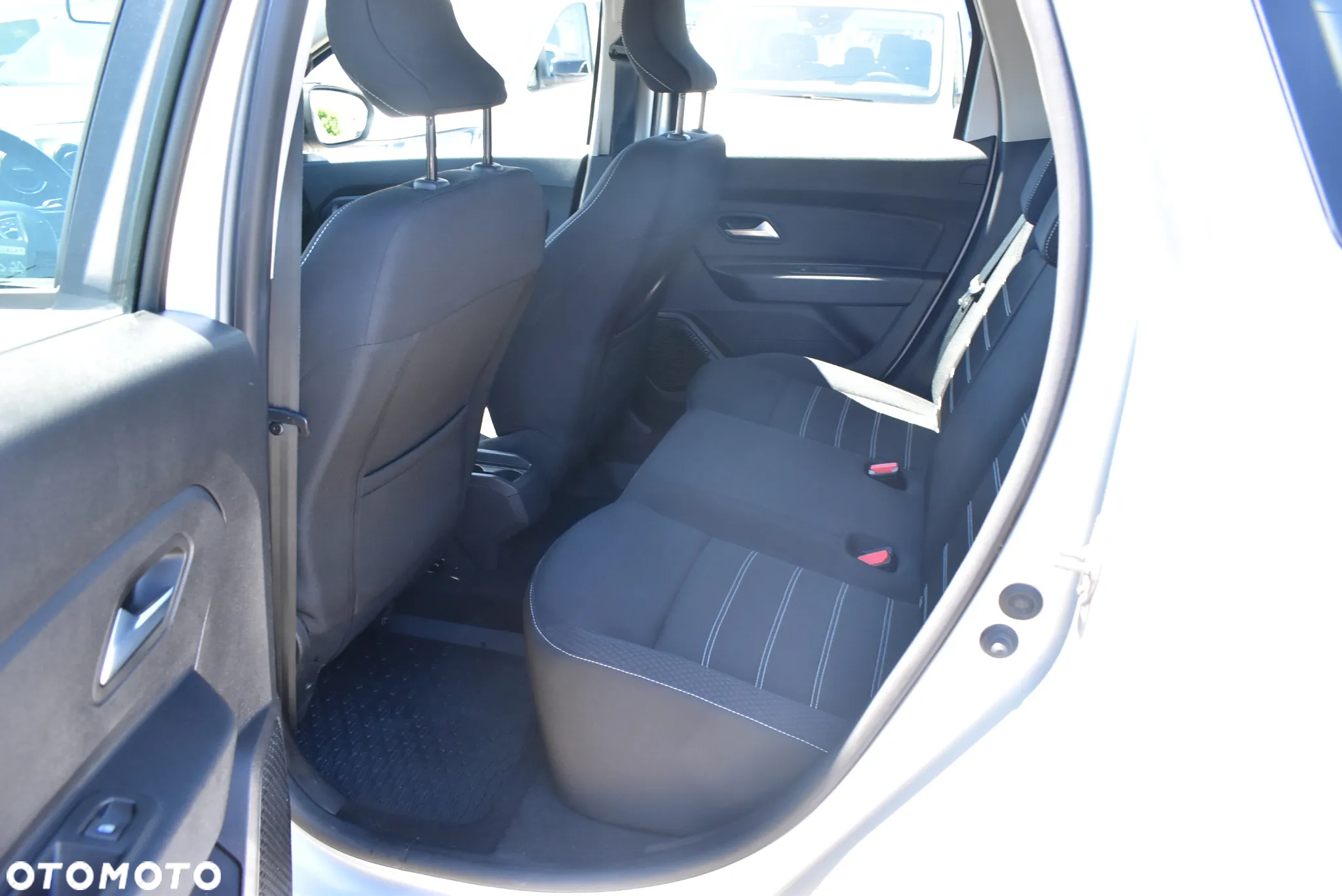 Dacia Duster 1.5 Blue dCi Comfort 4WD - 12