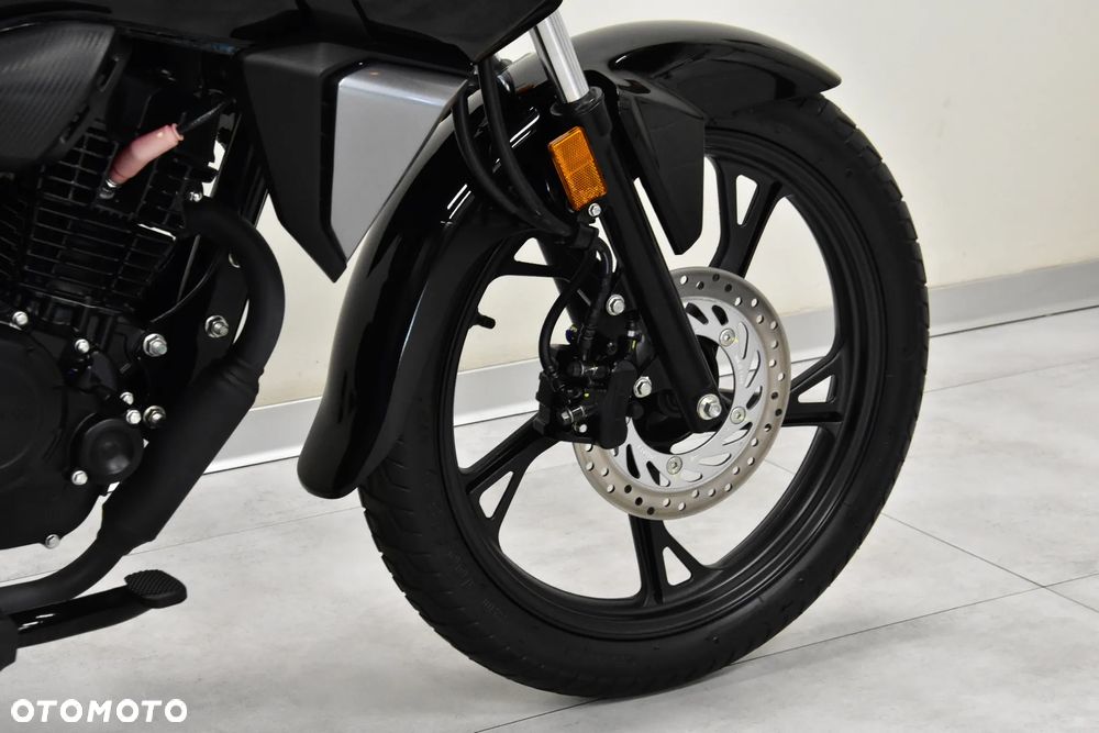 Honda CB - 32