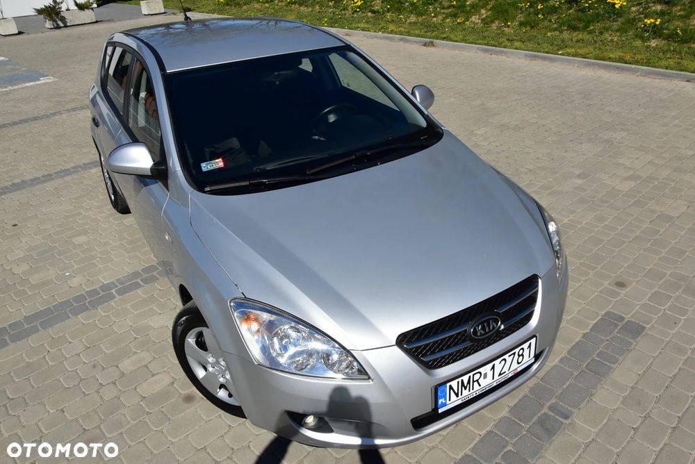 Kia Ceed 1.4 CVVT EX - 33