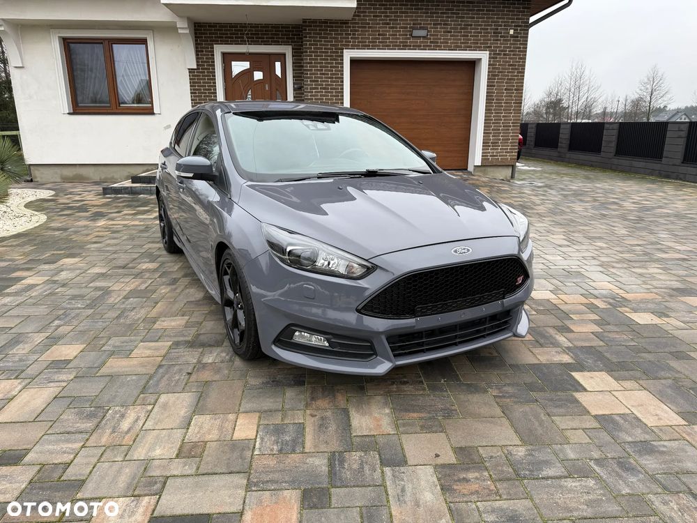 Ford Focus 2.0 TDCi ST-2 - 1