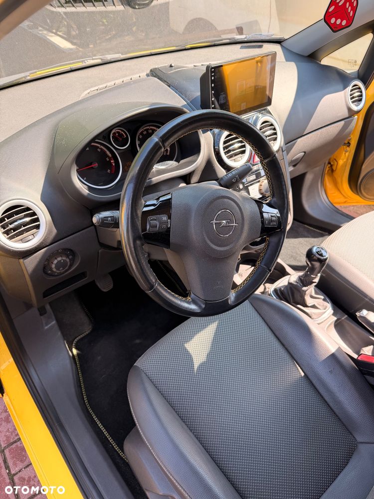 Opel Corsa 1.7 CDTI Cosmo - 13