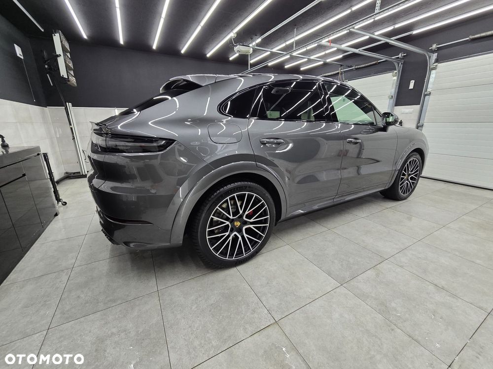 Porsche Cayenne GTS - 10