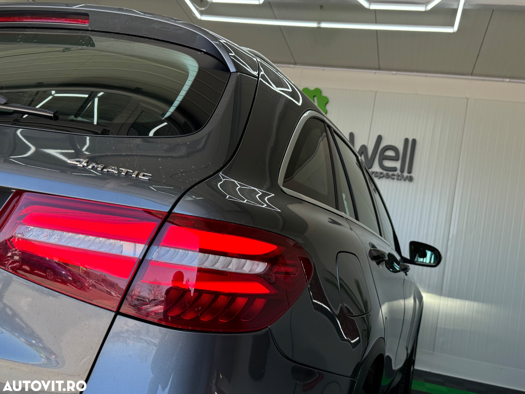 Mercedes-Benz GLC 250 4MATIC - 9