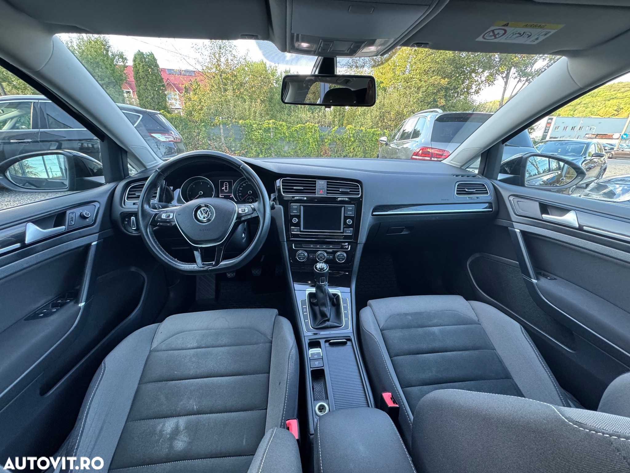 Volkswagen Golf 2.0 TDI Comfortline - 19