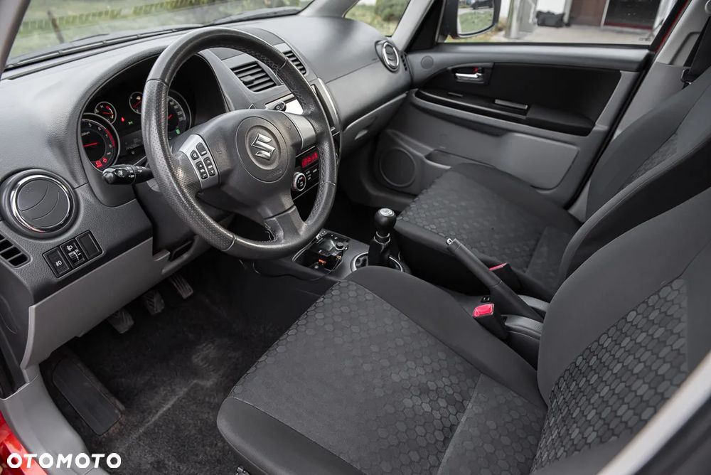 Suzuki SX4 1.6 VVT 4x4 Limited - 17