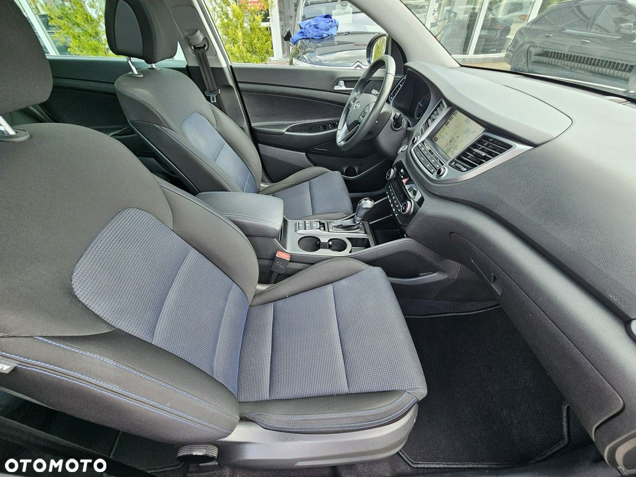 Hyundai Tucson 1.7 CRDI BlueDrive Premium 2WD DCT - 32