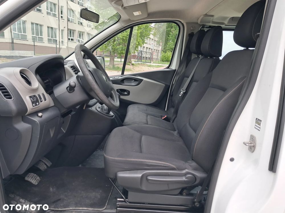 Renault Trafic Combi Expression - 8