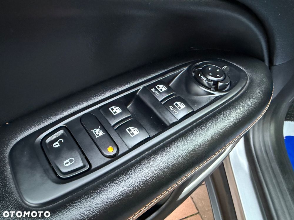 Jeep Compass 1.4 MultiAir Longitude - 26