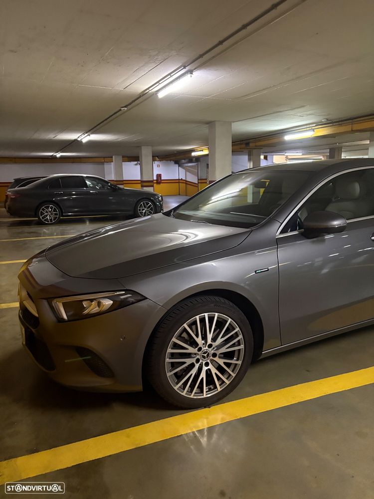 Mercedes-Benz A 250 e Style Plus - 12