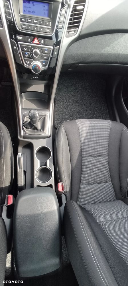 Hyundai i30 1.4 Fifa World Cup Edition - 15