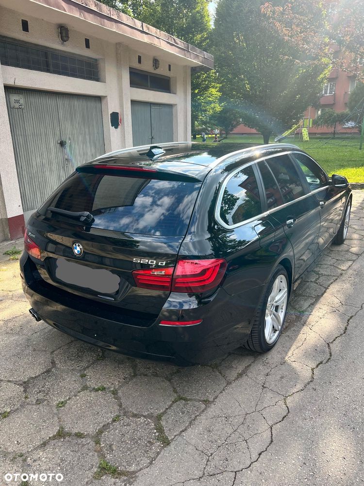 BMW Seria 5 520d xDrive - 3
