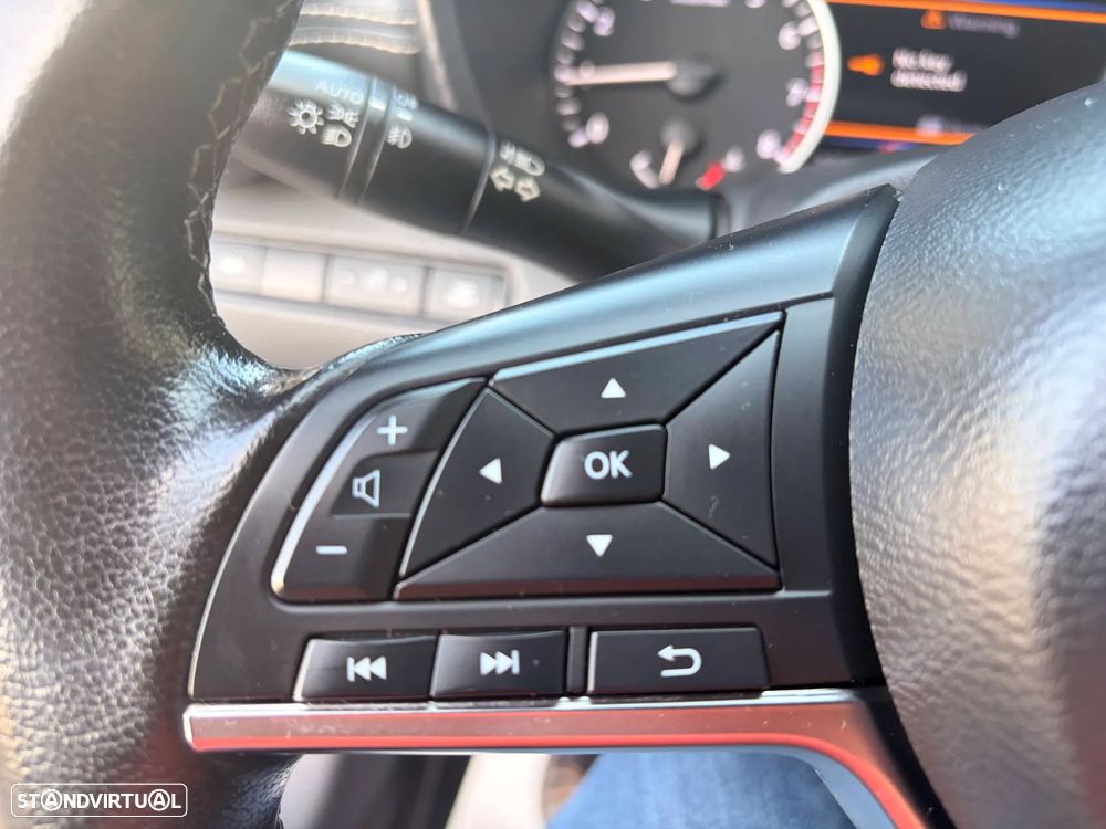 Nissan Juke 1.0 DIG-T N-Connecta NAV. - 27