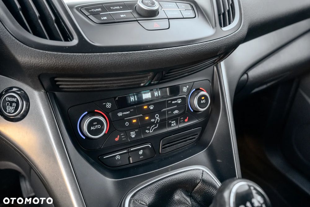 Ford Kuga - 23
