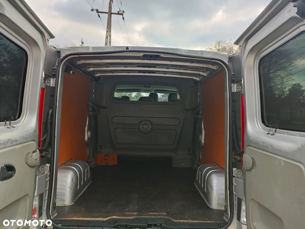 Opel Vivaro brygadówka long - 19