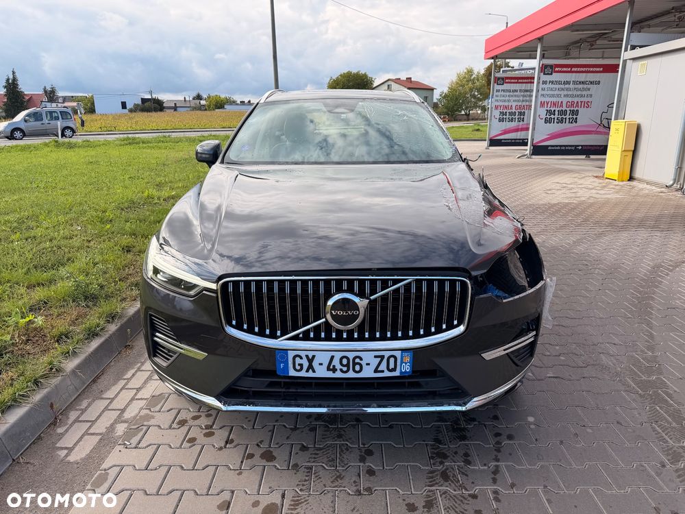 Volvo XC 60 T6 Plug-In Hybrid AWD Plus Bright - 2