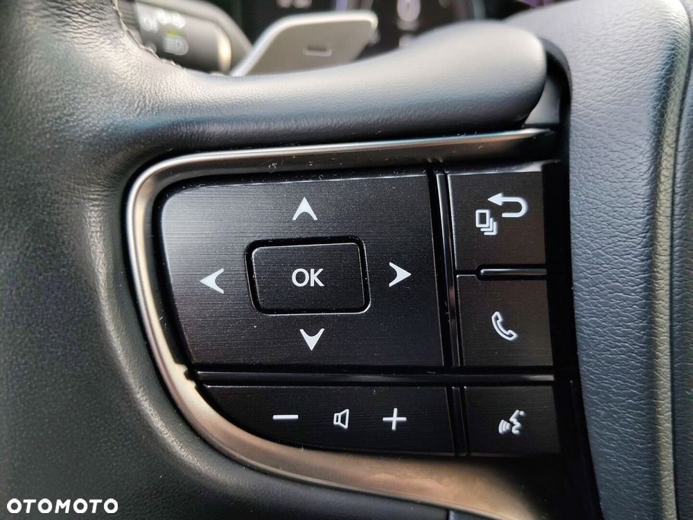 Lexus ES 300h Prestige - 31