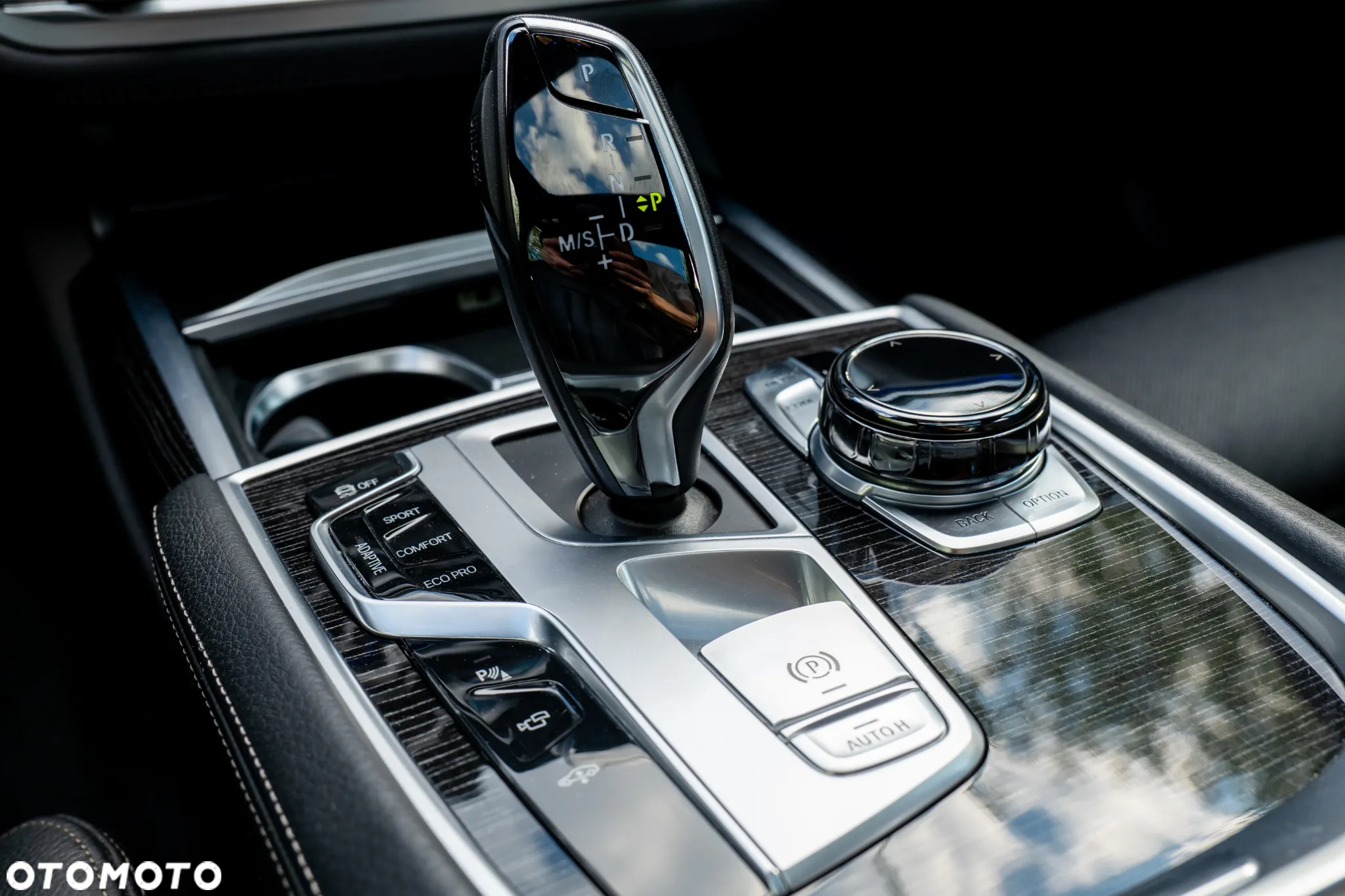 BMW Seria 7 740Li - 19