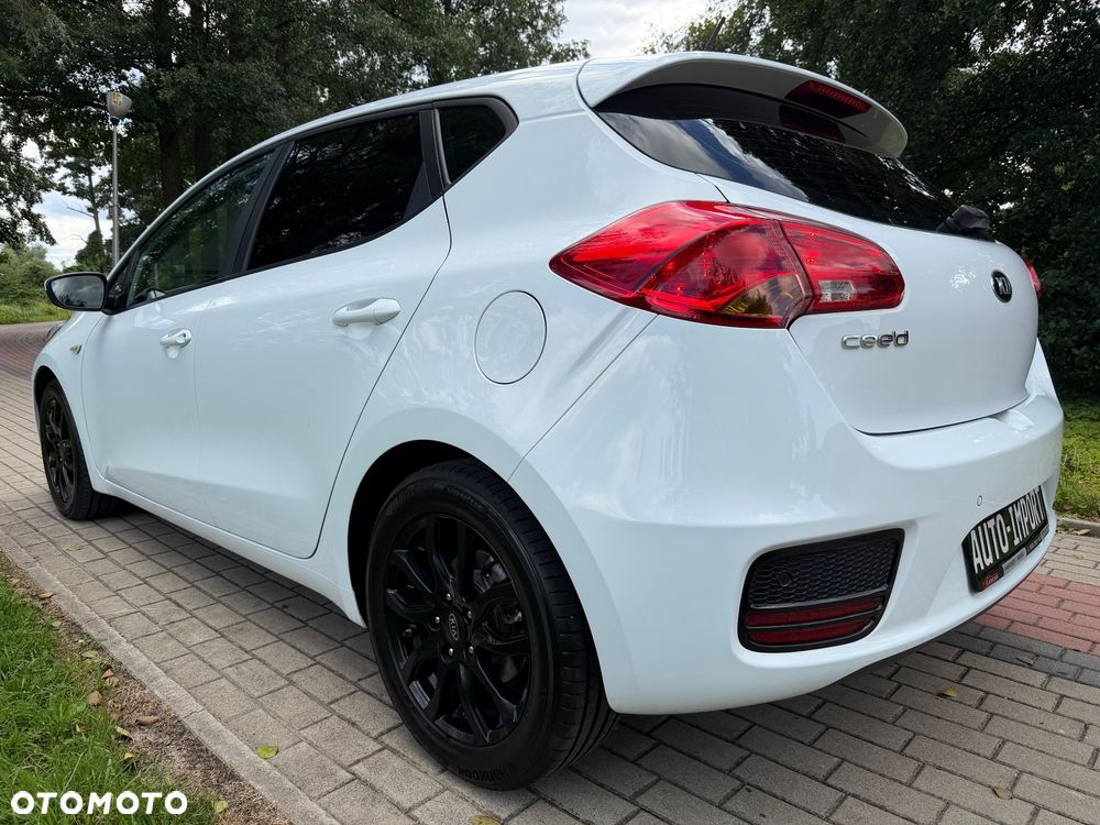 Kia Ceed 1.4 CVVT Dream Team Edition - 5
