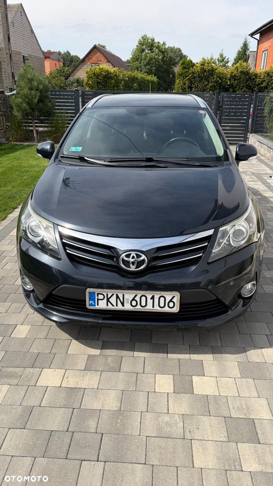 Toyota Avensis 2.0 D-4D Active - 1