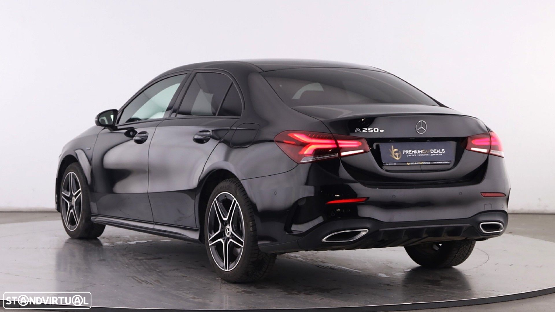 Mercedes-Benz A 250 Limousine e AMG Line - 6