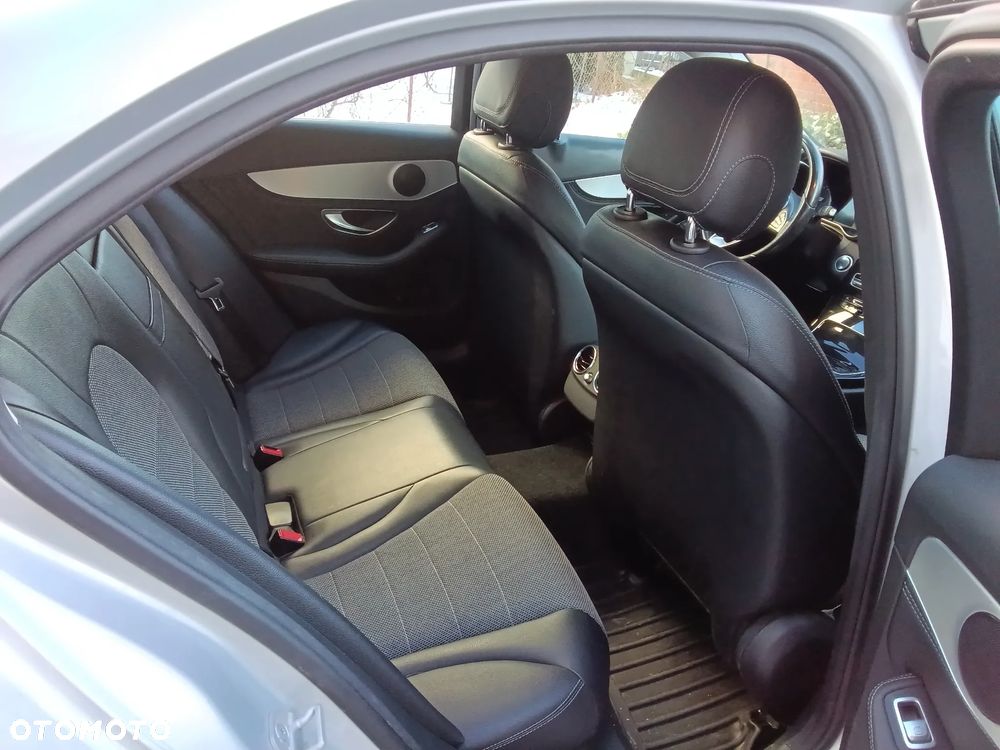 Mercedes-Benz Klasa C 200 4-Matic 7G-TRONIC - 13