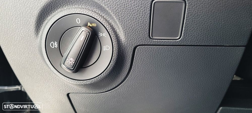 SEAT Arona 1.0 TSI FR - 37